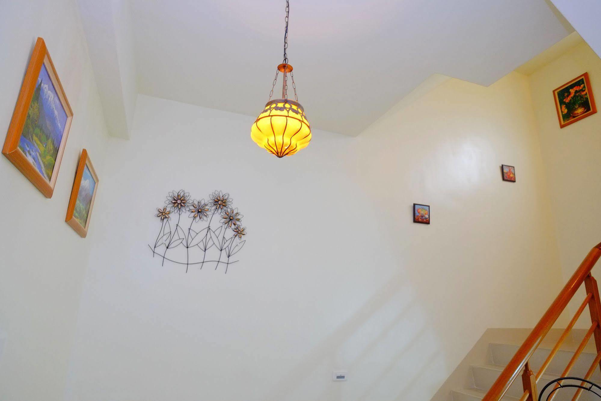 Spring Garden Homestay Хуалянь Экстерьер фото
